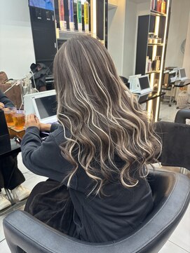 ラピス 大宮(Lapis) ブラウン×ホワイトミルクティーハイライト♪