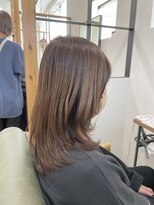 ニコ 四街道(nico)&nbsp;レイヤーカット　ミルクティーグレージュカラー　コバヤシ