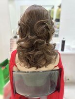 ヘアセット&メイク専門店 カスミ(Kasumi)&nbsp;巻きおろし