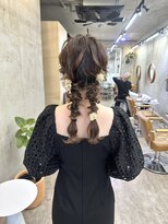 ヘアセット/ツイン編みおろし/パーティーヘア/小顔/学割