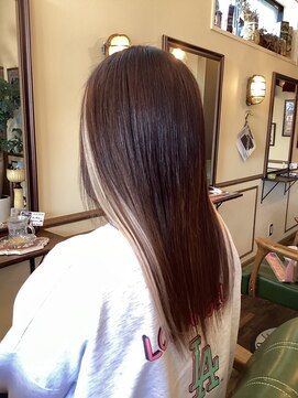 オーリー 上里本庄店(OLLIE) 縮毛矯正とインナーホワイトなエクステ◎