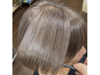 ヘアーアンドメイクビィフォー(hair&make b four)の写真