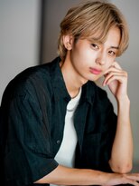 ノエル 池袋店(noel)&nbsp;フェザーショート/センターパート/ミルクティー/ニュアンス