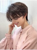 ハンサムショート　前髪なしひし形ショート