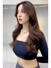 ミリ単位でこだわる似合わせカット&髪質改善でワンランク上のヘアスタイルに♪[レイヤーカット/顔まわり]