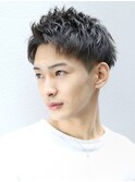 黒髪刈り上げツーブロックショート