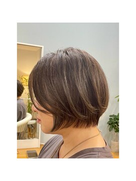 サイイン(saiin) ショートボブ