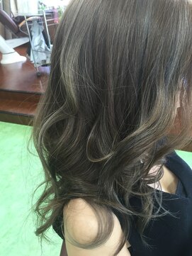 ビアージュ(Viage) ハイライトカラー