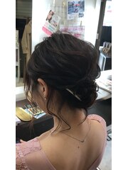 パーティお呼ばれヘアー