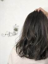 アリア トータルビューティー(Aria total beauty) ハイライト×ダークグレージュ
