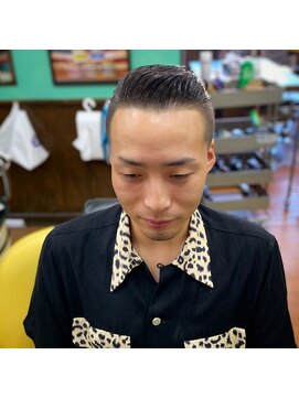グルーミングサロン バーバーヤマシタ(GROOMING SALON BARBER YAMASHITA) ポンパドール