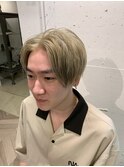 【MITSU】シルバーベージュ×ツーブロック×センターパート