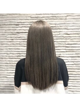 ビス ヘア アンド ビューティー 西新井店(Vis Hair＆Beauty) 20代30代大人グレージユ×ツヤ感ストレート♪