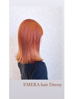 エメラ ヘア ドレッシー(EMERA hair Dressy) ブリーチオンカラーで高発色なオレンジを楽しむ