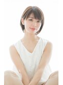大人可愛い20代30代40代小顔ワンサイドショートボブ丸み前下がり
