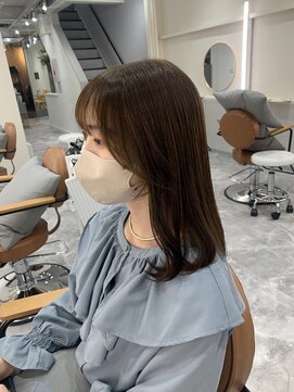 クラシオン(CURACION) 顔周りcut × olive beige