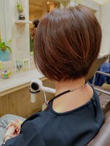 シップス ヘアブース(ship's hair booth) 前下がりボブ×ローズブラウン