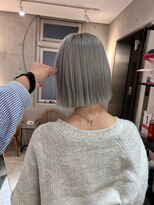 サンド 鹿児島中央(sand)&nbsp;黒髪/グレーベージュ/レイヤーロング/前髪パーマ[鹿児島駅]