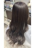 冬カラー　透明感　オリーブアッシュ　フェミニンロング