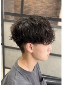 大分メンズ波巻きスパイラルパーマ刈り上げショートツーブロック