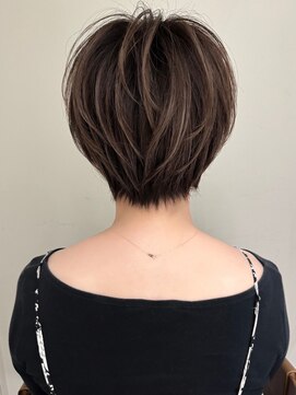 リル バイ ジルブラン(Lil by JIL BLAN) 前髪　こなれミディ　イメチェン　ウェーブパーマ　韓国マッシュ