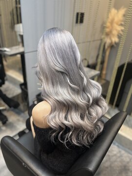 ビビ(VIVI) 髪質改善/ハイトーン/ケアブリーチ