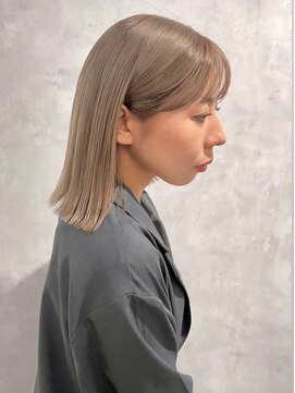 リン モアナバイヘッドライト 武蔵小杉2号店(lynn Moana by HEADLIGHT) lynn【武蔵小杉】#ブリーチ#切りっぱなし#ミルクティーベージュ