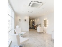 サロン ド コワフュールシェ トモ(salon de coiffure chez tomo)の雰囲気（あなただけのプライベートサロン。最高のひとときを…）