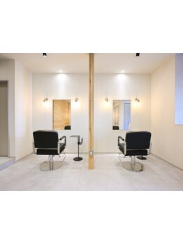 4席のみの上質なプライベートサロン＊年齢と共に増える髪の悩みを解決し、美髪へ…