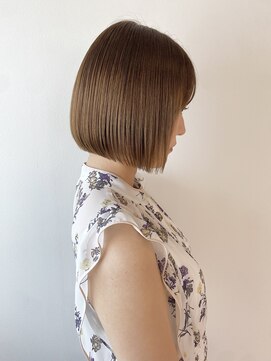 ラ ブランシュ 大宮(La Blanche) ボブ/顎ラインボブ/大宮ボブ/切りっぱなしボブ