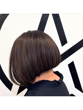 アルケム 学芸大学(AlChem) 【Hana指名】ハイライトの入ったナチュラルカラー[学芸大学前]