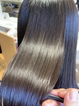 ルッソカナン(Lusso canaan) 艶髪