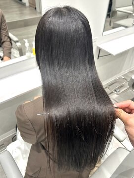 パルス ヨコハマ(PULSE yokohama) 美髪/ストレートヘア/オリーブグレージュ/縮毛矯正