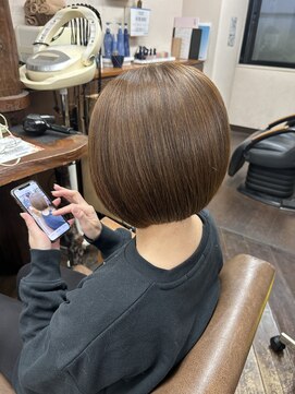 アート(art) アイロンなし！丸みボブ
