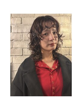 リワーズ 成城学園前(ReWARDs) 【ミディアムウルフ×パーマ】