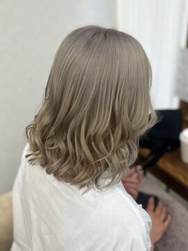 リングバイモアムー(Ring by Moremuu) ミルクティーベージュ　［hazuki］