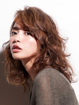 ズッソ アヴェダ 熊本店(ZUSSO AVEDA) ふんわりツヤウェーブセミディ