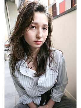 レス 伏見(LESS) 『LESS』セミウェットロング