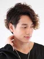 アース 一宮店(HAIR & MAKE EARTH) 個性的なサイドパートパーマスタイル