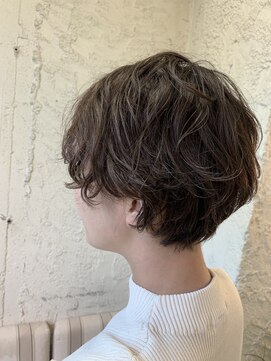 ペネロープ(Penelope) 【新宿ペネロープ】ゆるふわ耳かけショートパーマ 担当 RYO