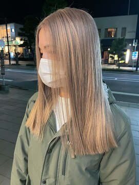 ビアンカ カマクラ(bianca) 《ブロンドベージュ》