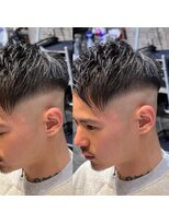 アレクサンドルオブカラーズカナザワ(ALEXANDRE OF COLORS KANAZAWA)&nbsp;スキンフェード　ショート