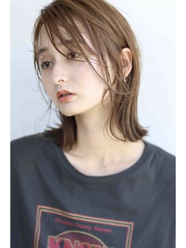 テラス 甲子園(Terrace) ★くびレイヤーエモージュ小顔似合わせカットベージュ