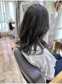 セミロング落ち着いた色のヘアカラー♪