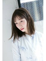 ディッセンバー 渋谷(December)&nbsp;『December』なびく髪がかわいい♪切りっぱなしサラッとミディ☆