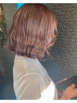 リリ バイ クローバー(lili by CLOVER) ハイトーン/ピンクベージュ/ホワイトピンクアッシュ/ボブパーマ