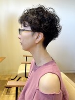 ヘアー ドレッサー パワードール(Hair Dresser)&nbsp;ジェンダーレスな刈り上げパーマ