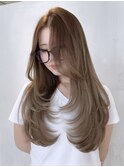 似合わせレイヤーカット×ヘーゼルベージュカラー