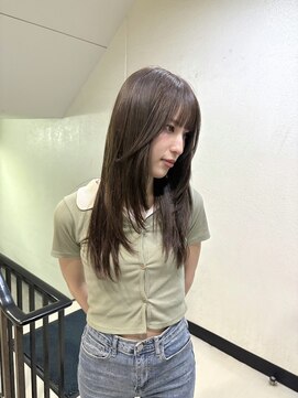 シック(chic.) アッシュブラウンベージュ/レイヤーカット/ブリーチなし透明感