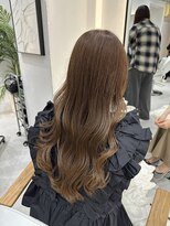 ジーナ 博多筑紫口(Zina)&nbsp;ブリーチなしwカラー×透明感ミルクティベージュ！【福田れん】